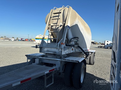 1986 Beall 535 cft Dog Pup Trailer cisterna