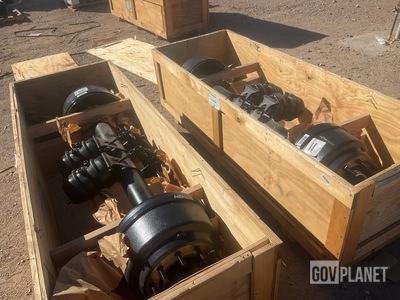 (2) Meritor TQ4671LH8750 Non-Driving Vehicular Axles