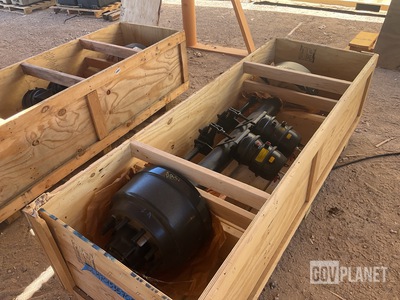 (2) Meritor TQ4671LH8750 Non-Driving Vehicular Axles