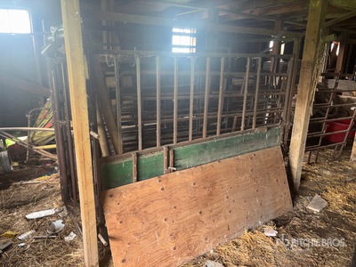 Custom Built Fangstand