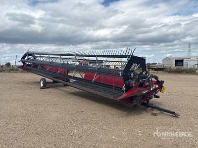 2013 Case IH DX362 36 ft Draper Windrower Header