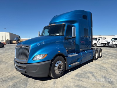 2021 International LT625 6x2 T/A Sleeper Truck Tractor