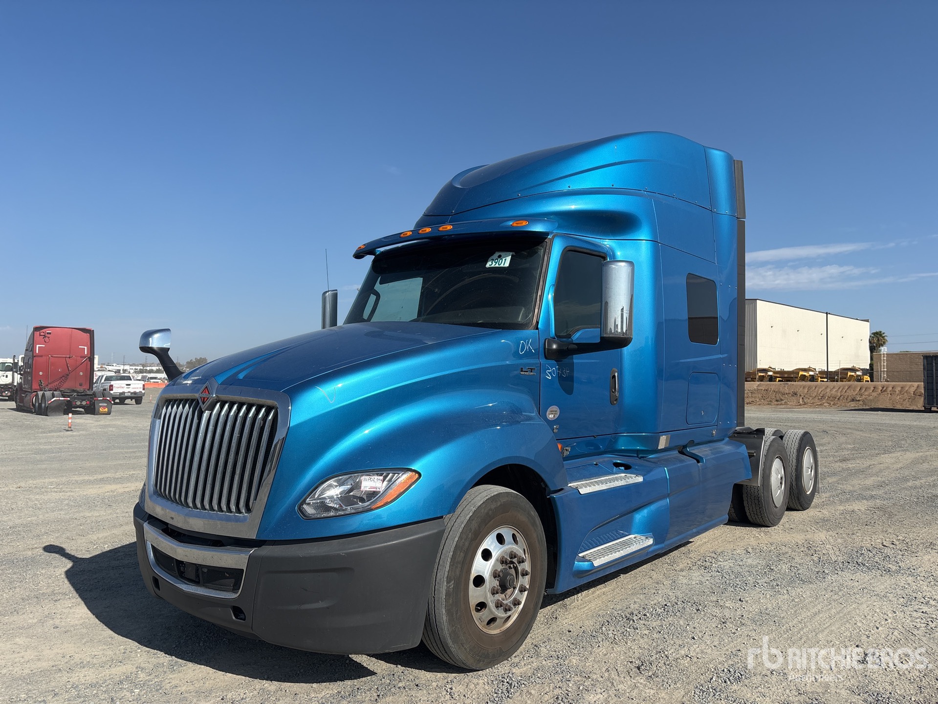 2020 International LT625 6x2 T/A Sleeper Truck Tractor