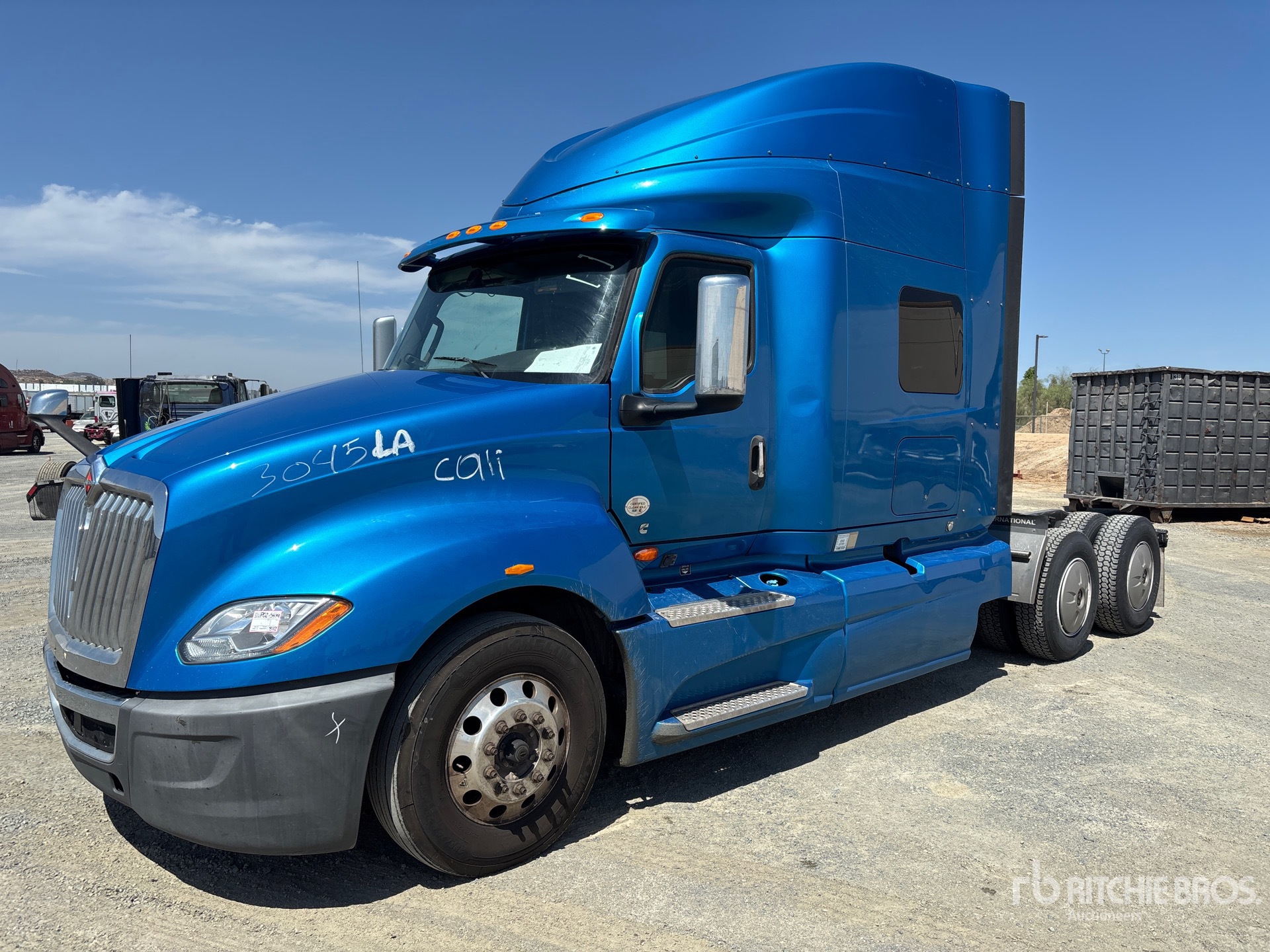 2020 International LT625 6x2 T/A Sleeper Truck Tractor