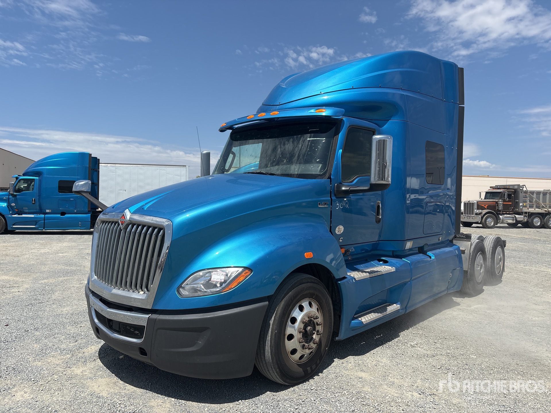 2020 International LT625 6x2 T/A Sleeper Truck Tractor