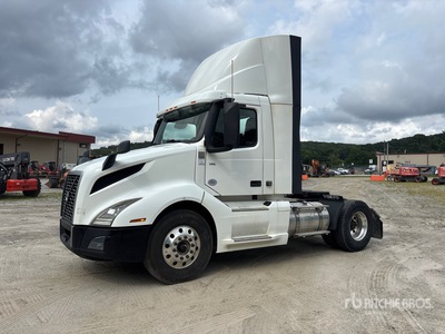 2019 Volvo VNL 4x2 Cabeza Tractora Cabina Corta