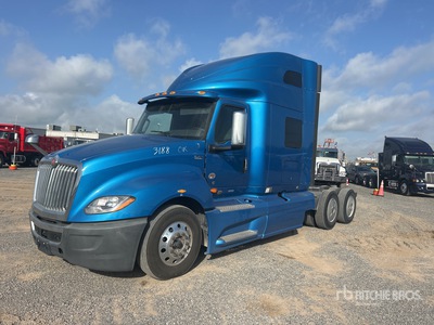 2021 International LT625 6x2 Tracteur routier couchette