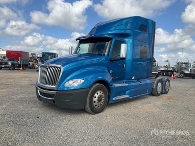 2021 International LT625 6x2 T/A Sleeper Truck Tractor