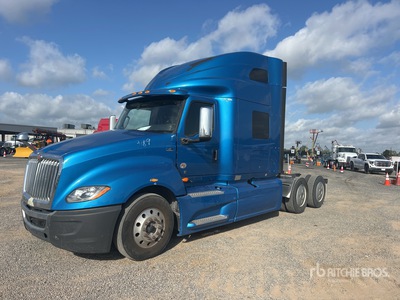 2021 International LT625 6x2 Cabeza Tractora Cabina Dormitorio