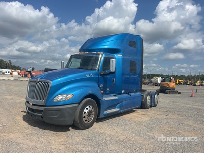 2021 International LT625 6x2 6x2 T/A Sleeper Truck Tractor