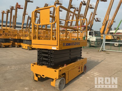 2018 XCMG GTJZ1012 Electric Scissor Lift