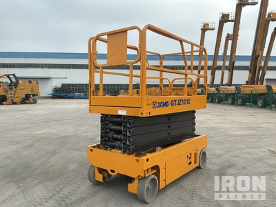 2018 XCMG GTJZ1012 Electric Scissor Lift