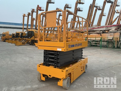 2018 XCMG GTJZ1012 Electric Scissor Lift