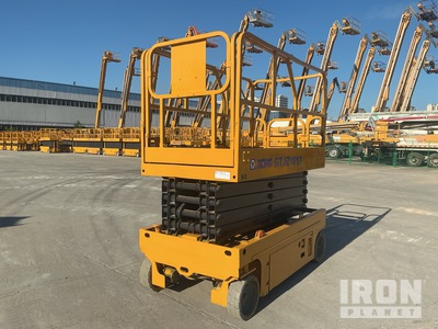 2018 XCMG GTJZ1012 Electric Scissor Lift