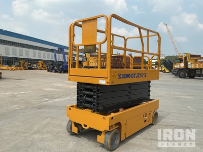2018 XCMG GTJZ1012 Electric Scissor Lift