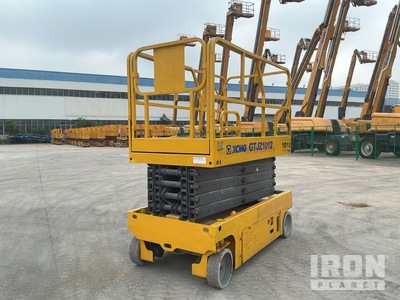 2018 XCMG GTJZ1012 Electric Scissor Lift