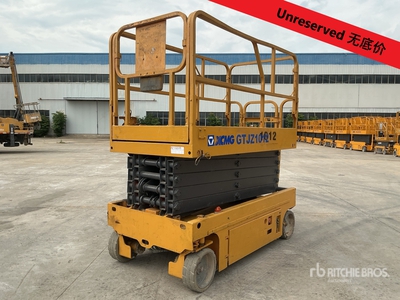 2018 XCMG GTJZ1012 Electric Scissor Lift