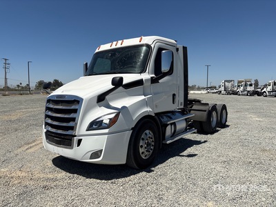2019 Freightliner Cascadia 116 6x4 Cabeza Tractora Cabina Corta