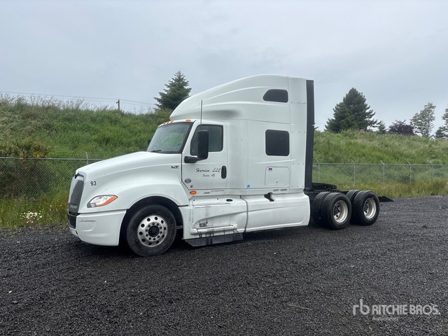 2023 International LT625 6x4 T/A Sleeper Truck Tractor