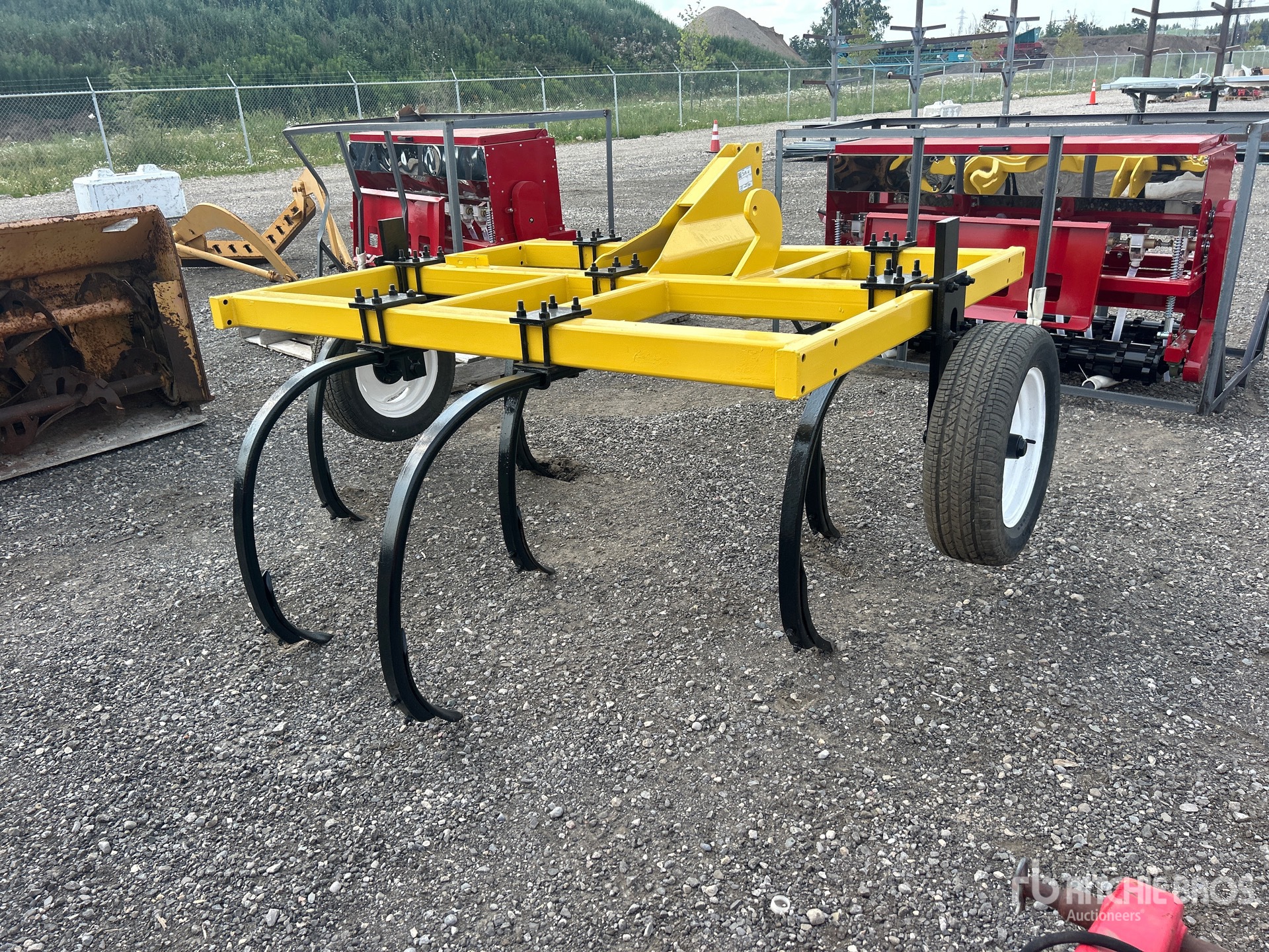 Landoll 82 in 3-Point Chisel Plow