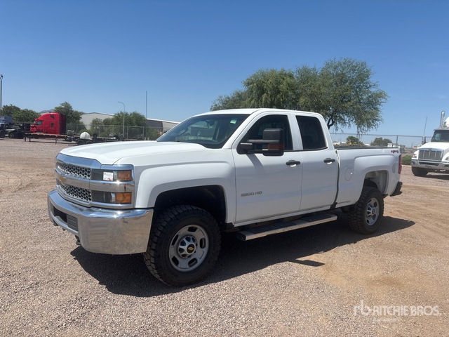 2019 Chevrolet Silverado 2500HD 4x4 Extended Cab Pickup