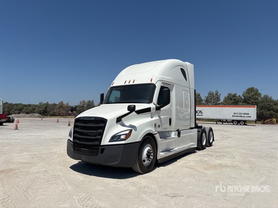 2021 Freightliner Cascadia 126 6x4 T/A Sleeper Truck Tractor