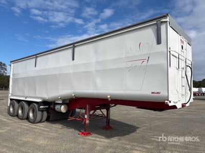 2021 Moore 10.2 m Tri/A Step Deck Remolque banera