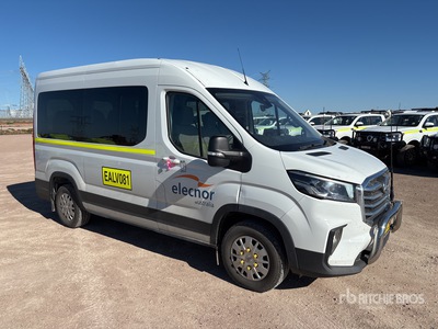 2023 LDV Deliver 9 4x2 10-Seat Mini Bus
