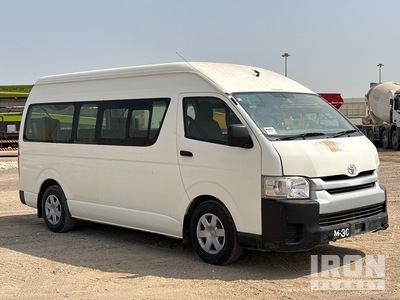 2018 Toyota Hiace 4x2 15-Seat Mini Bus