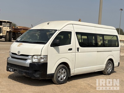 2018 Toyota Hiace 4x2 15-Seat Mini Bus
