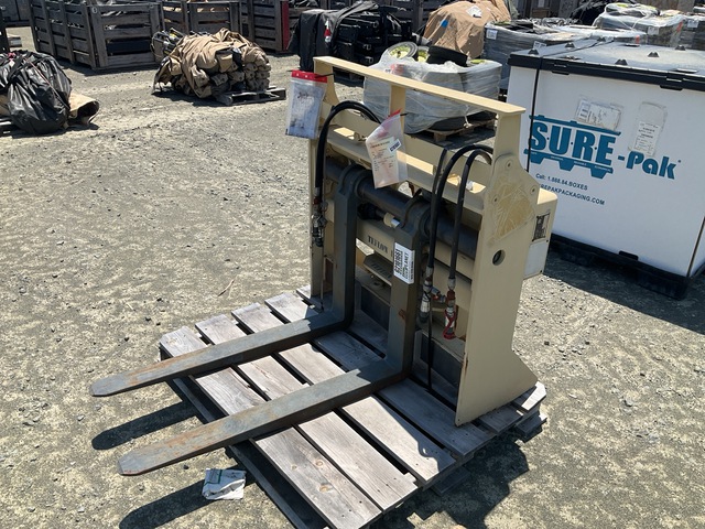 JLG 1170038 Pallet Lifting Fork Attachment