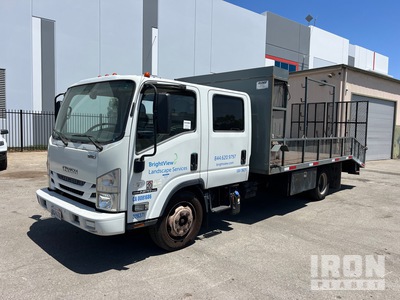 2017 Isuzu NPR NPR 4x2 Crew Cab 平台トラック