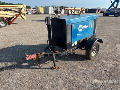 2017 Miller Big Blue 400 Pro 50 A Mobile Multi-Process Engine Driven Welder