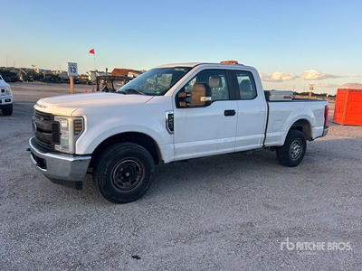 2019 Ford F-250 XL 4x2 Extended Cab Pickup