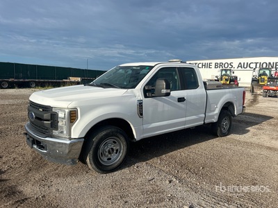 2019 Ford F-250 XL 4x2 Extended Cab Pickup