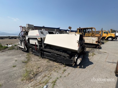 Cedarapids CR561R Track Asphalt Paver