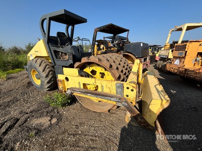 2002 Bomag DW213 PHD-3 Padfoot Drum Compactor