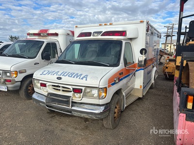 1999 Ford E-450 Super Duty 4x2 Krankenwagen (Inoperable)