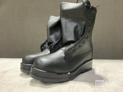 (56) Pairs of Men's Safety Boots