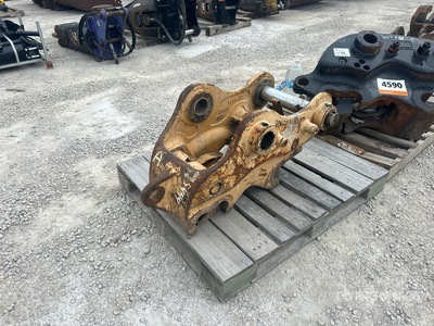 2018 Miller PowerLatch 40 in Accouplement rapide