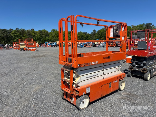 2019 Snorkel S3226E Electric Scissor Lift
