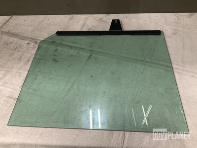 (23) Oshkosh Defense 3854947 Vehicular Windows