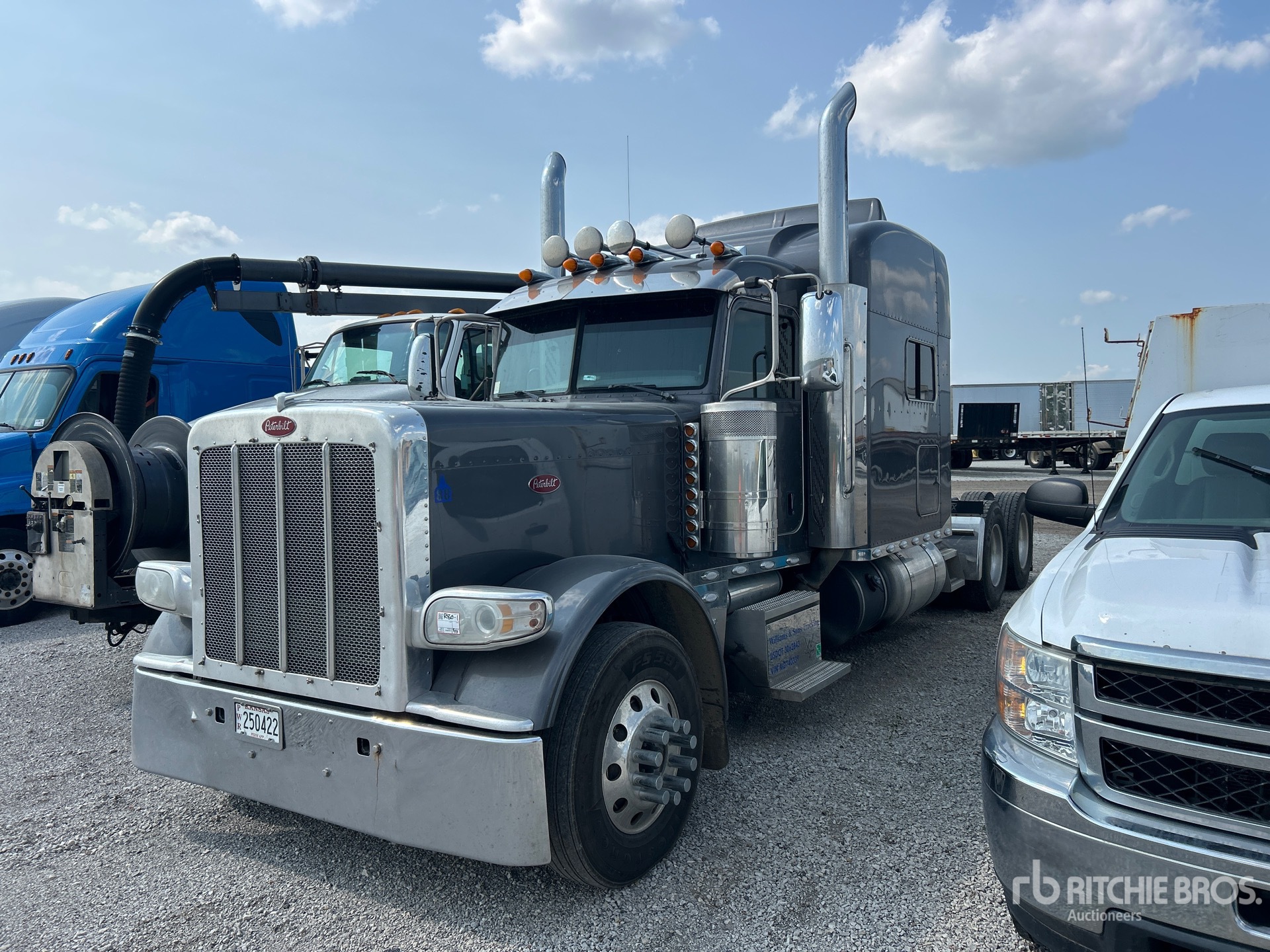 2021 Peterbilt 389 6x4 T/A Sleeper Truck Tractor
