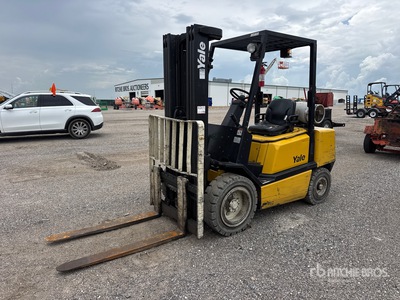 2005 Yale GLP060 5750 lb Forklift
