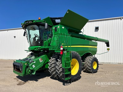 2017 John Deere S690 حصادة مجمعة
