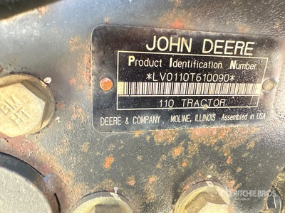 John Deere 110 Koparko-ładowarka