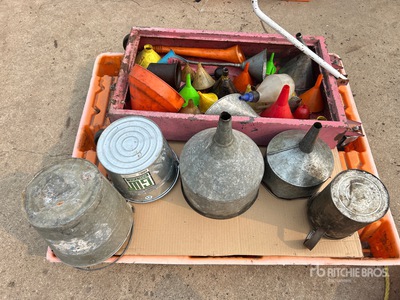 Quantity of (29) Quantity of Funnels Divers