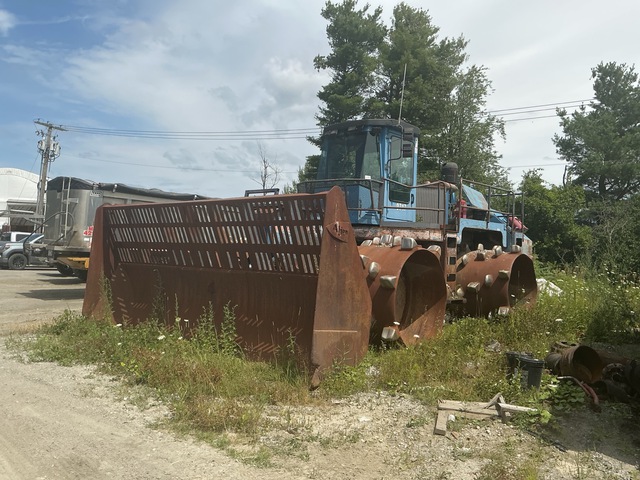 2004 Al-Jon 600 Landfill Compactor