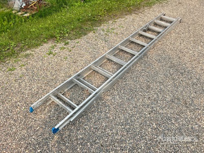 18 ft Aluminum Ladder