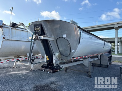 2017 MAC 40 ft T/A Aluminum Frameless End Dump Trailer